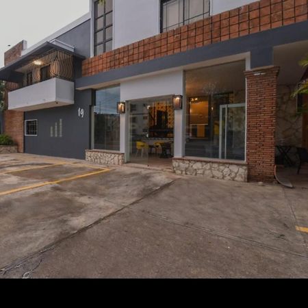 Ph 19 Guesthouse Hotel In Gazcue Santo Domingo Ngoại thất bức ảnh