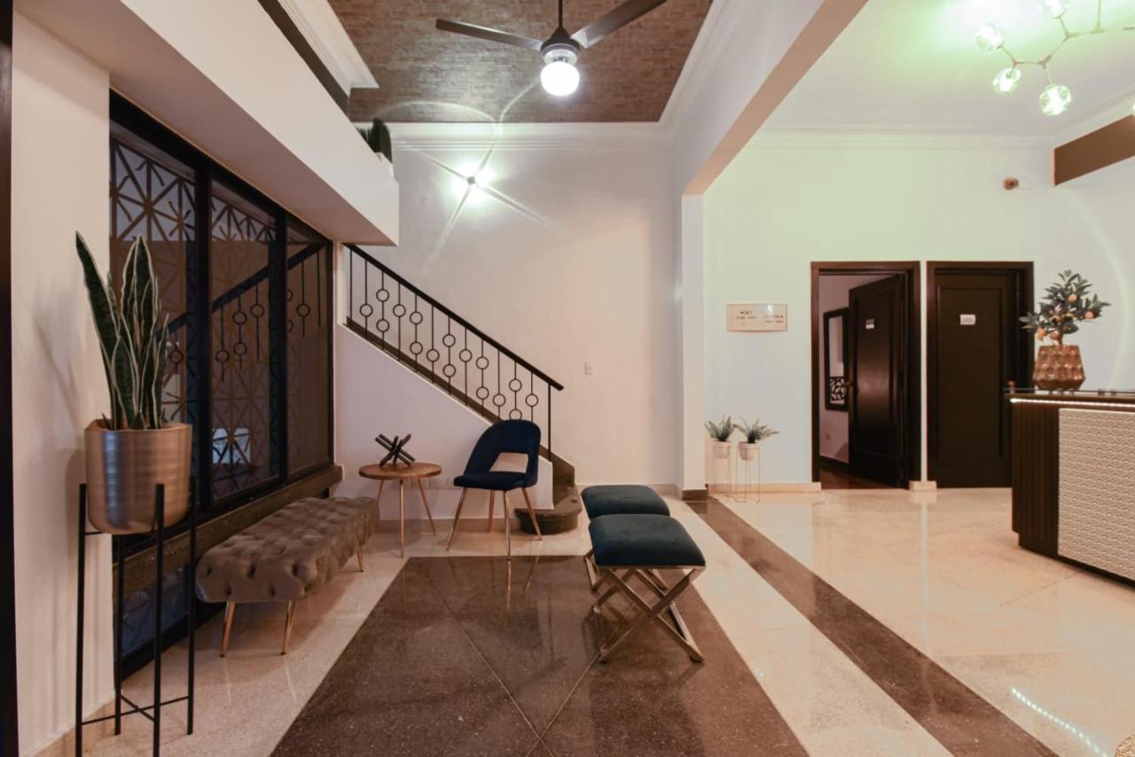 Ph 19 Guesthouse Hotel In Gazcue Santo Domingo Ngoại thất bức ảnh