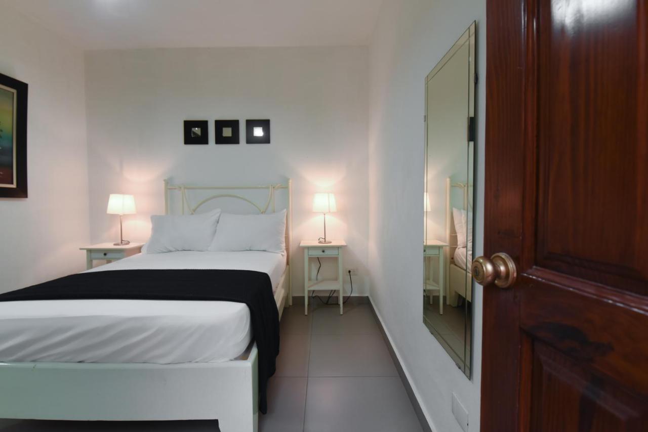 Ph 19 Guesthouse Hotel In Gazcue Santo Domingo Phòng bức ảnh