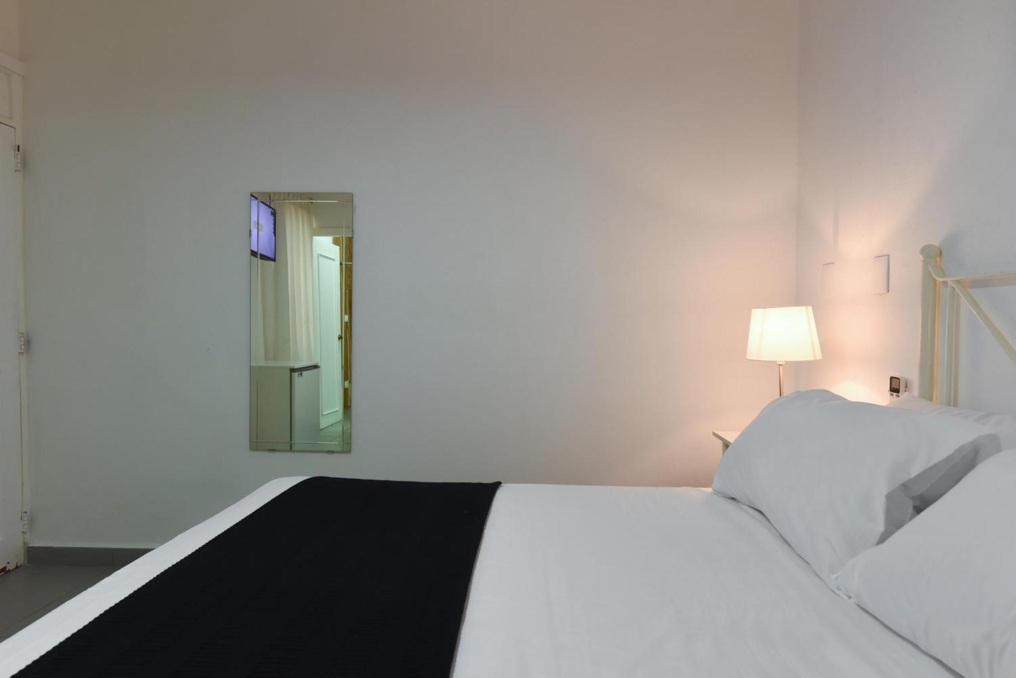 Ph 19 Guesthouse Hotel In Gazcue Santo Domingo Phòng bức ảnh